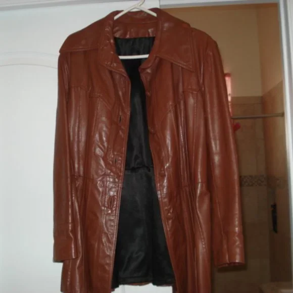 Vintage 1970’s Belted Brown Leather Jacket - Picture 4 of 4